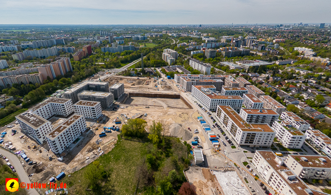 04.05.2023 - Luftbilder vom Alexisqaurtier und Pandion Verde in Neuperlach